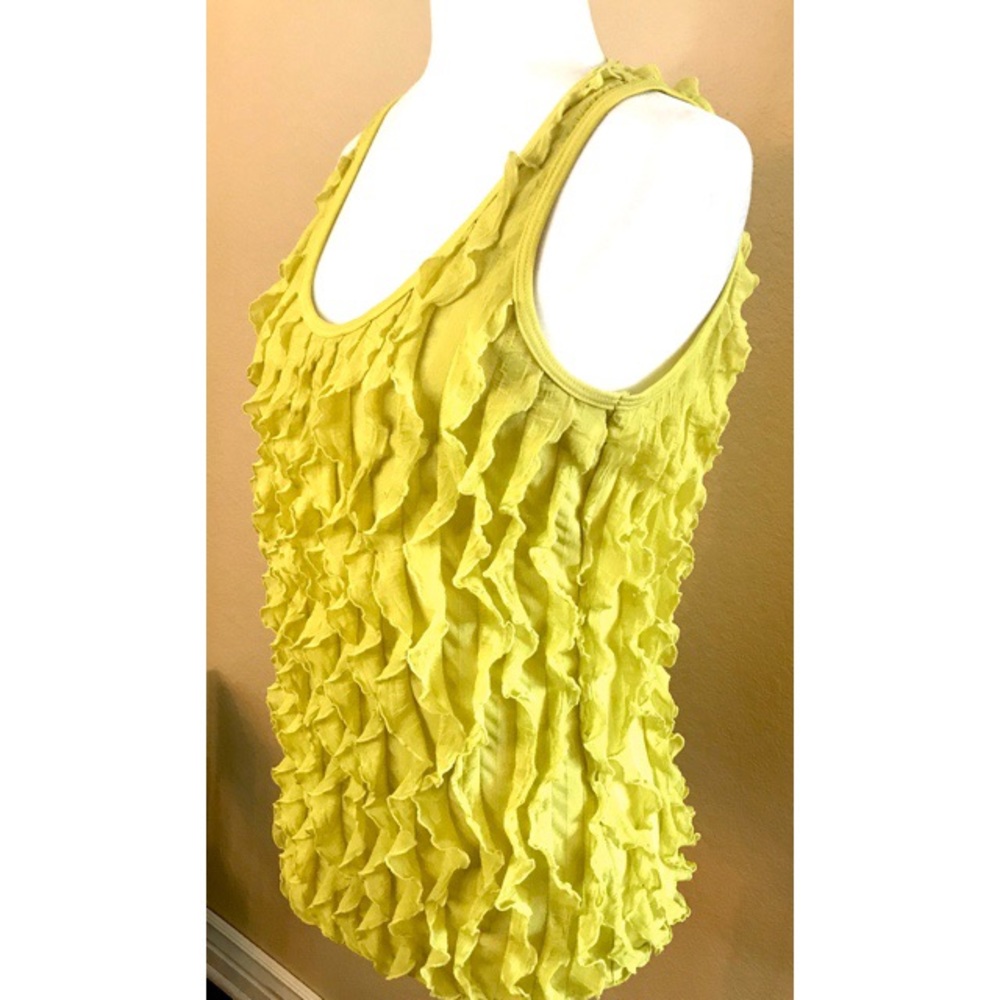 Ruffled Tank - Picture 3 of 4